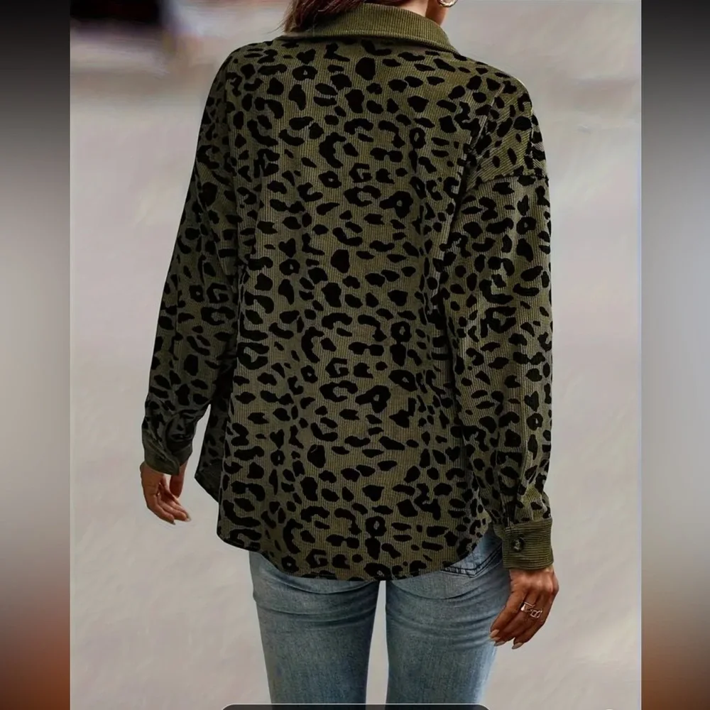 Animal Print Ribbed Button Down Shaket - Picture 2 of 4